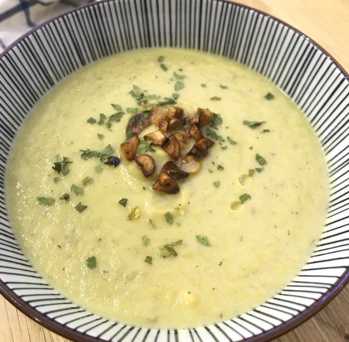 Foto de la receta Crema de calabacin y manzana
