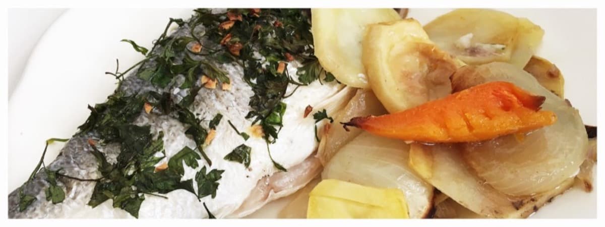 Foto de la receta Dorada al horno con verduritas