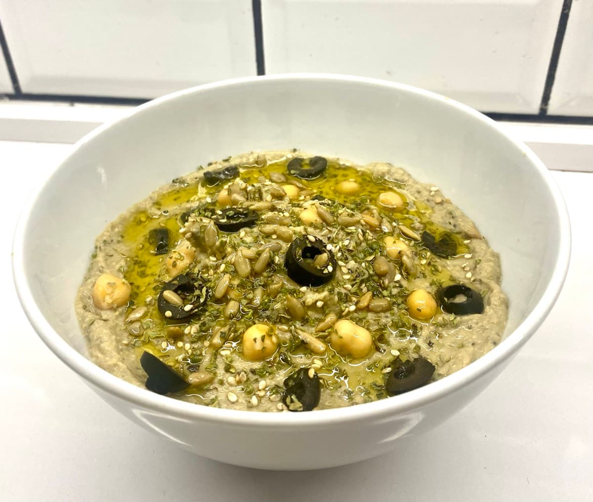 Foto de la receta Hummus de aceituna negra