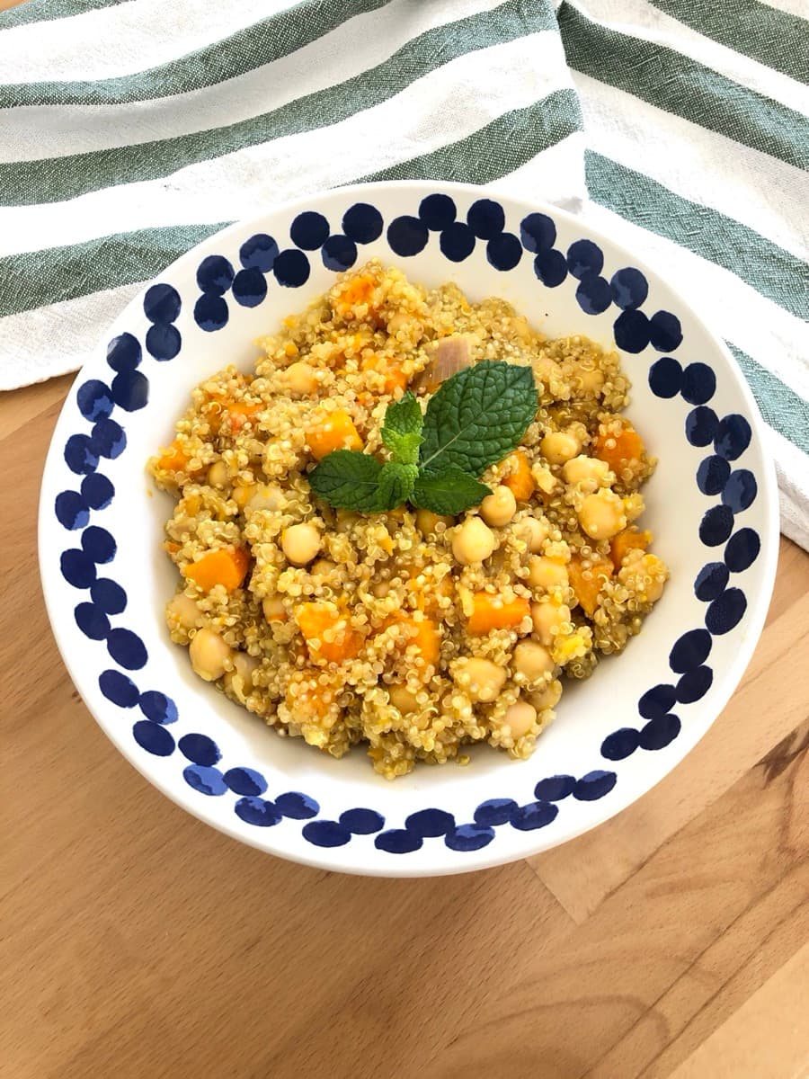 Foto de la receta Quinoa con garbanzos y cúrcuma