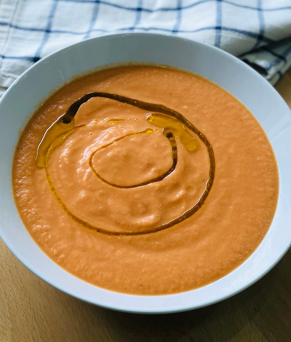 Foto de la receta Salmorejo con manzana