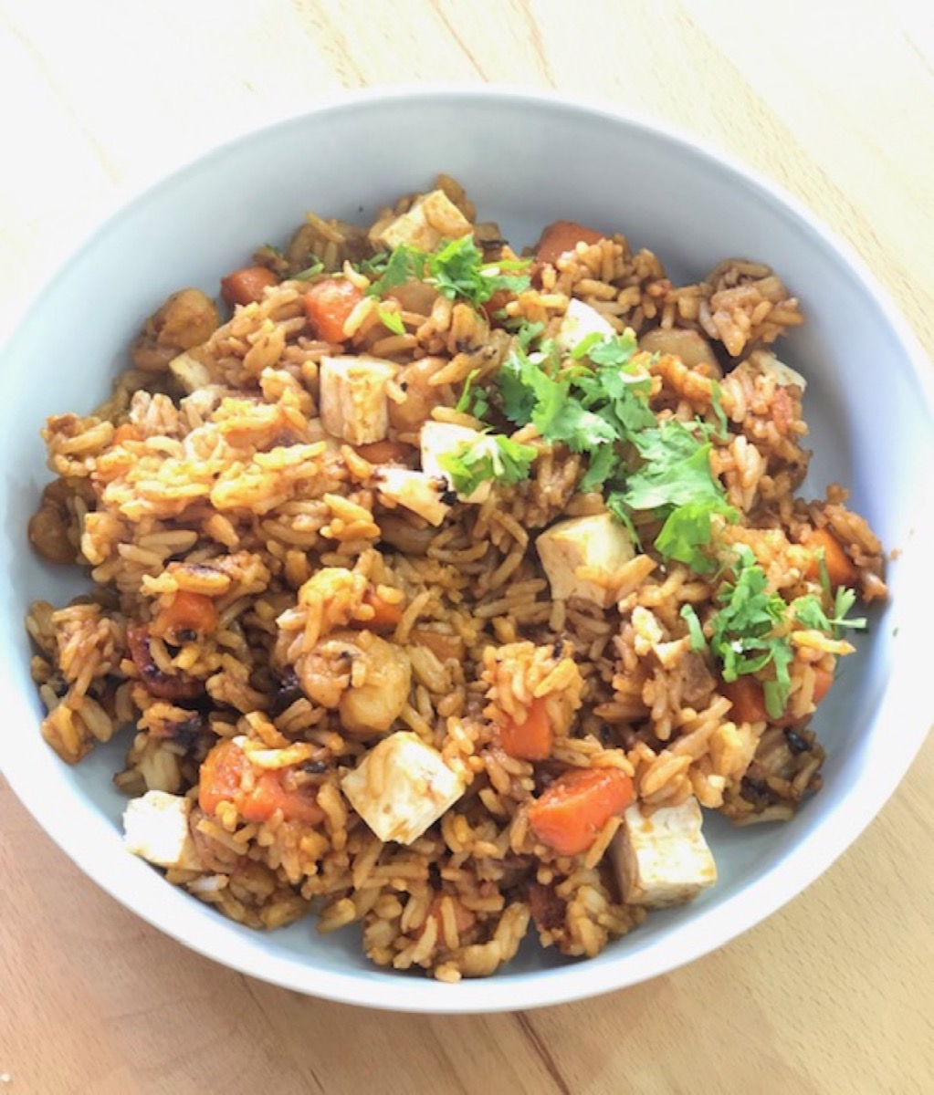 Foto de la receta Arroz con tofu, verduras y gambas