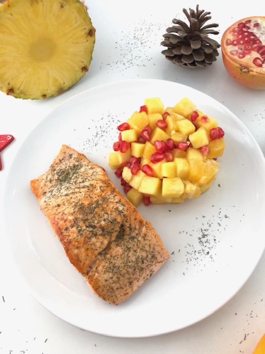 Foto de la receta Salmón al eneldo con tartar de frutas