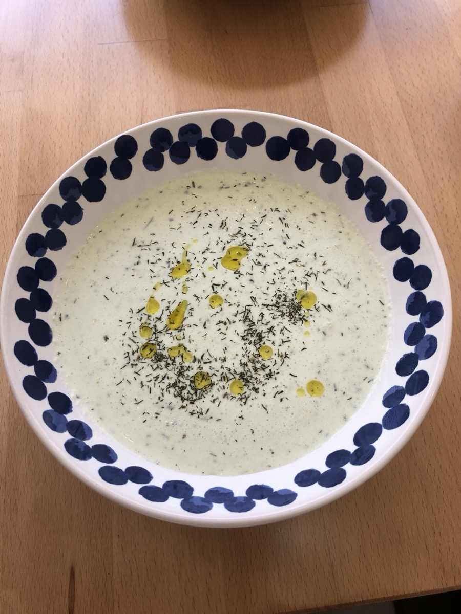 Foto de la receta Salmorejo de pepino y yogur